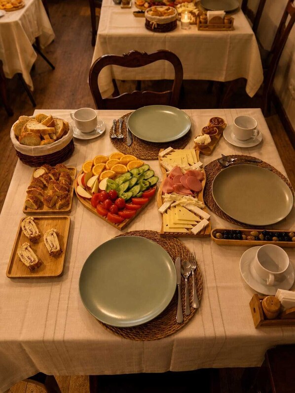 Petit déjeuner continental compris tous les jours