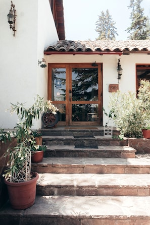 Fachada de la propiedad