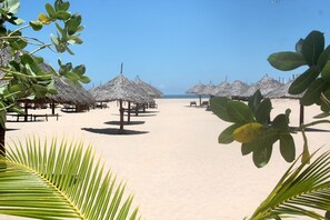 Property grounds - Angel's Bay Resort (Malindi)