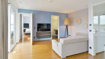 Apartment 1 Doppelbett, Balkon | Schreibtisch, Verdunkelungsvorhänge, schallisolierte Zimmer