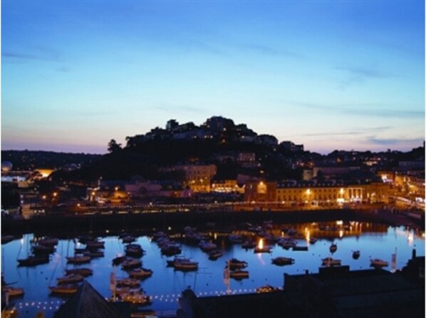 Pool - Wayfarer Guest House (Torquay)