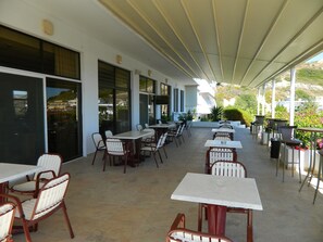Terrace/patio - Telhinis Hotel (Rhodes)