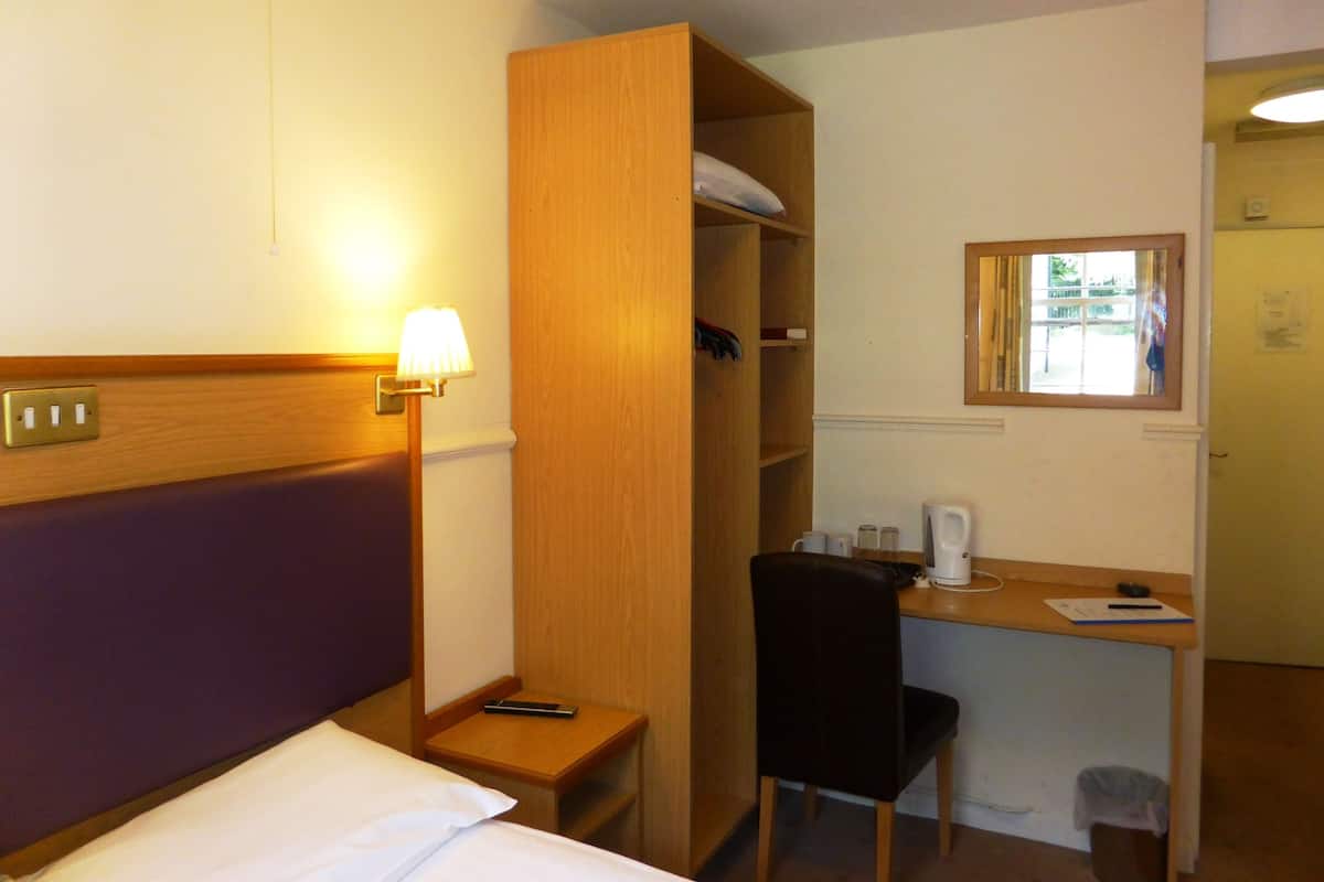 Soundproofing, iron/ironing board, free WiFi, bed sheets