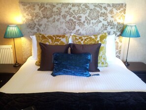 Chambre Triple Classique, salle de bains attenante (B&B - Second Floor) | Literie de qualité supérieure