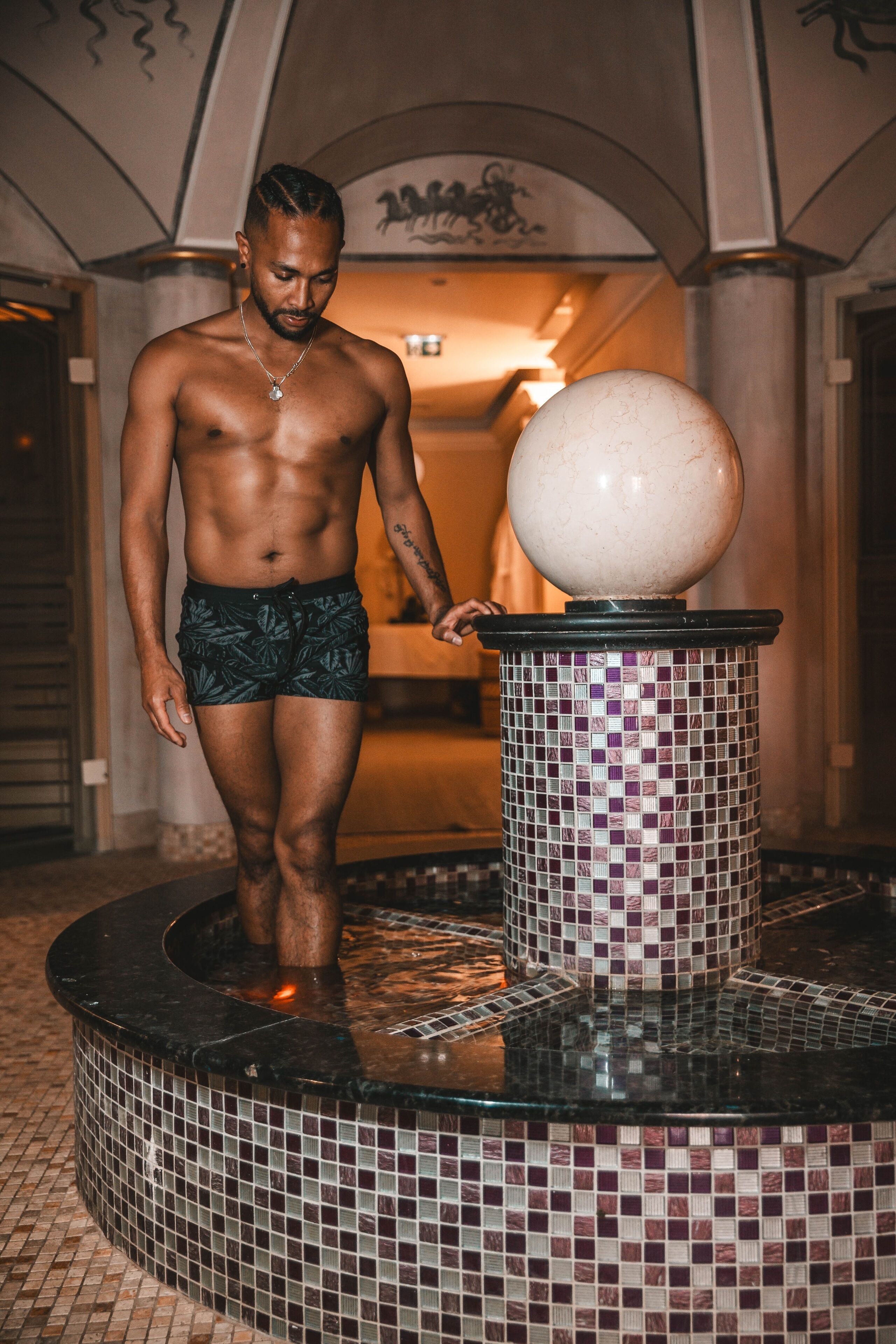 couples treatment room(s), sauna, hot tub, turkish bath/hammam