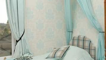 Desk, iron/ironing board, free WiFi