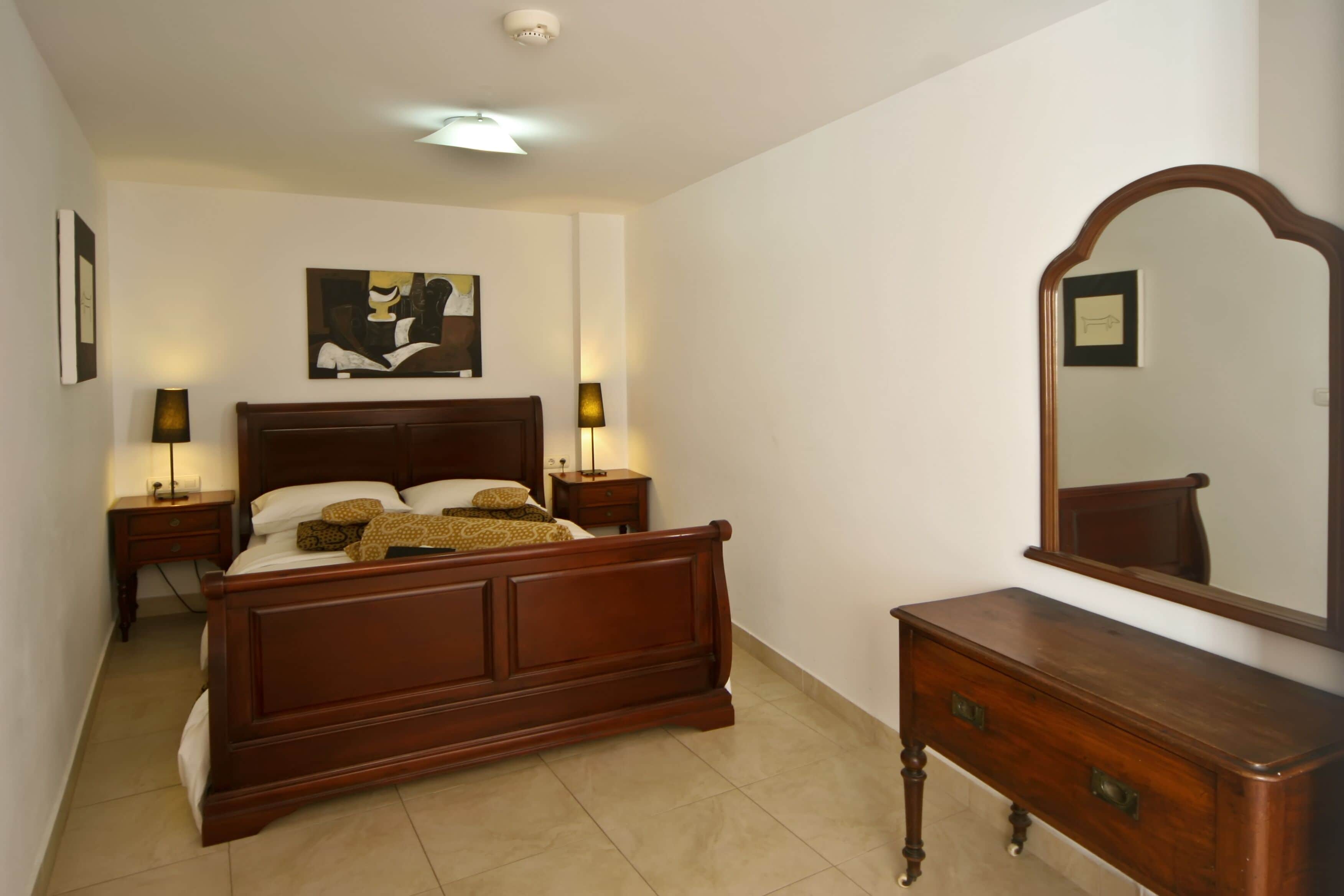family room | 1 bedroom, in-room safe, individually decorated, individually furnished