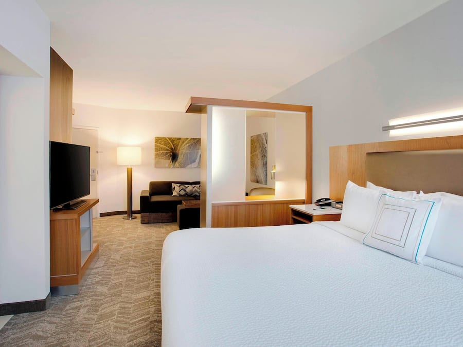 Premium bedding, pillowtop beds, in-room safe, desk