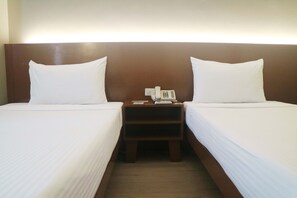 Quarto (Regular - 2 Beds) | Cofres nos quartos, Wi-Fi de cortesia, roupa de cama