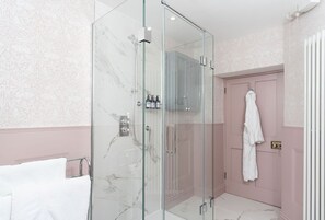 Luksusleilighet, privat bad ( Weekly Let) | Bad