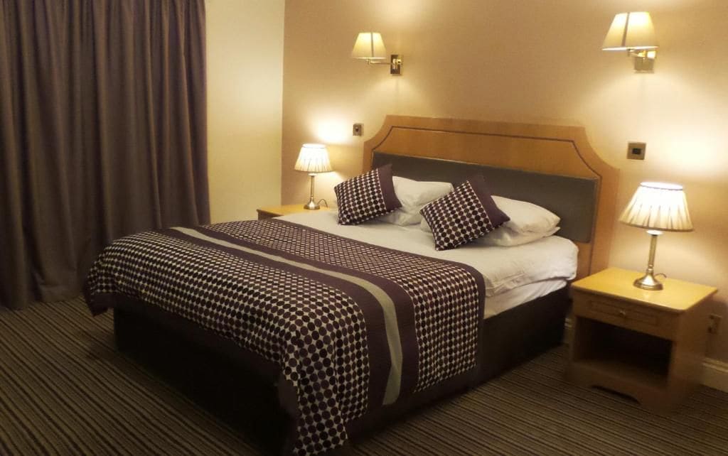 Photo - Parkside International Hotel