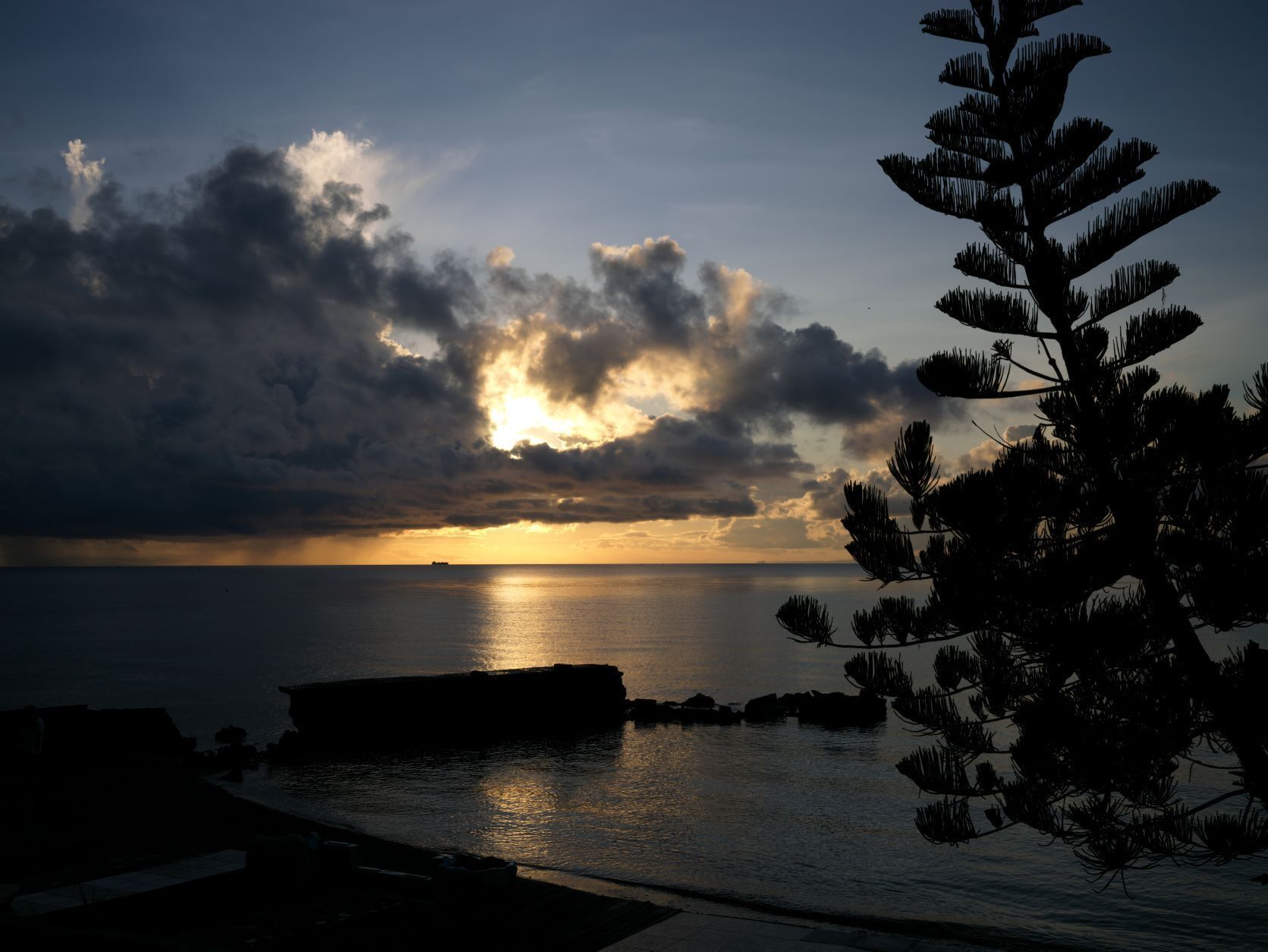 deluxe room, sea view | beach/ocean view