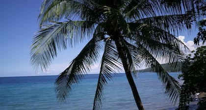 Las Flores Country & Beachside Hotel