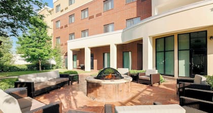 Courtyard by Marriott Dallas Arlington South