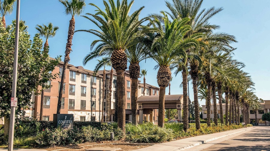 Country Inn & Suites by Radisson, Ontario at Ontario Mills, CA