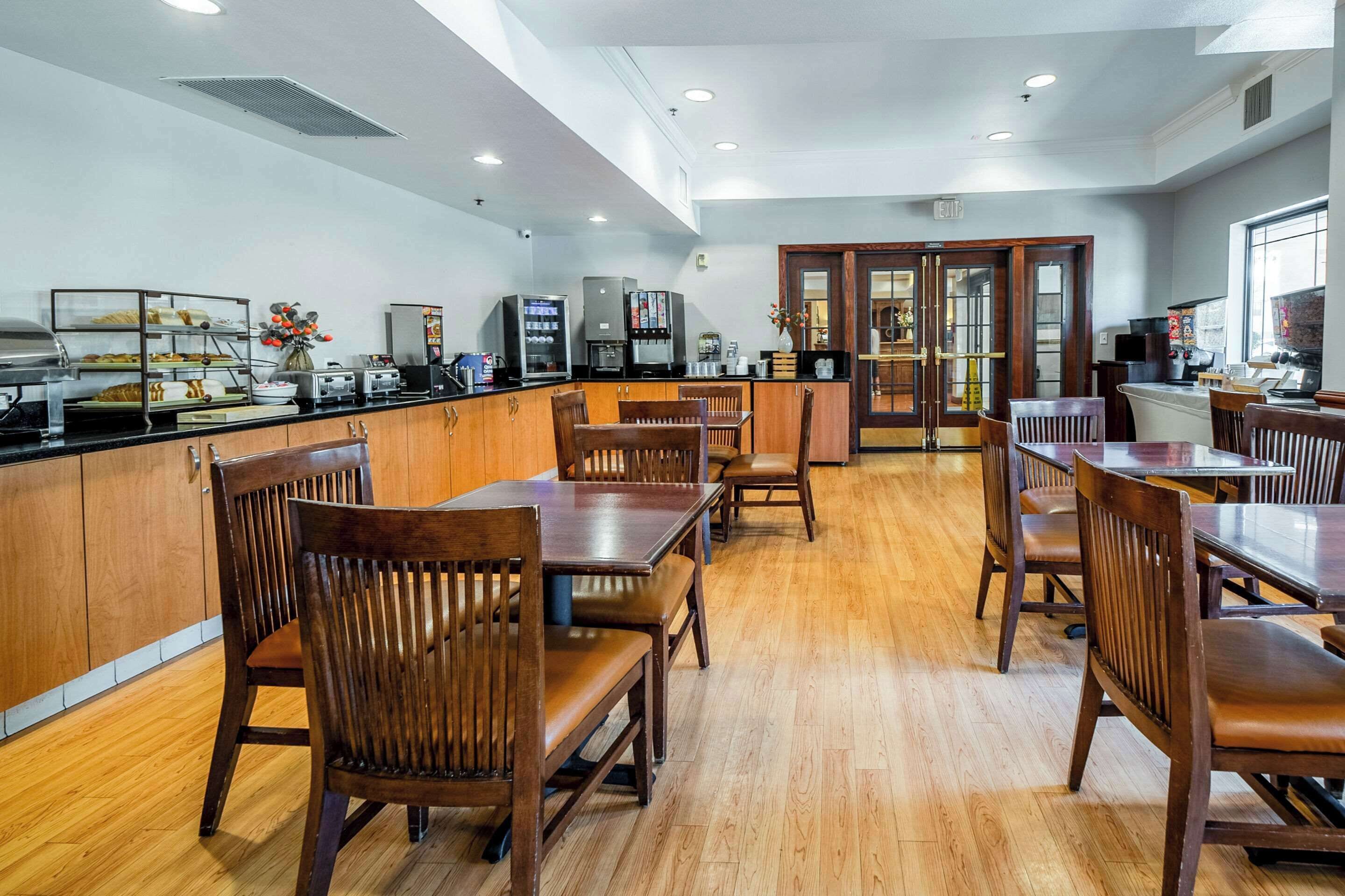 Foto - Country Inn & Suites by Radisson, Ontario at Ontario Mills, CA