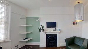Pavilion Room - King Room Suite (Separate Bathroom) | 起居区