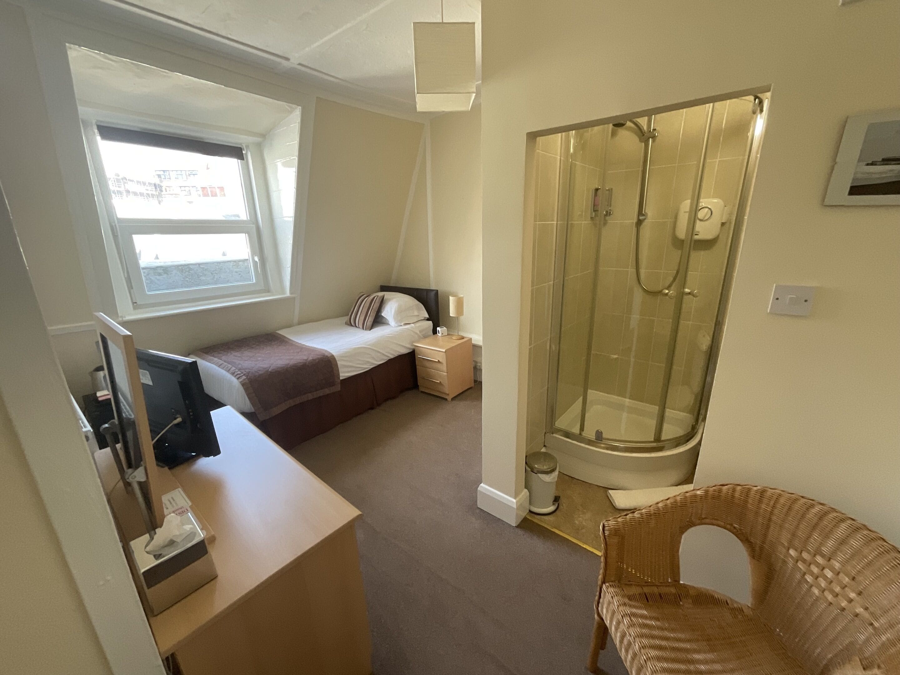 Single Room, Ensuite (Top Floor-Room Only ) | Desk, iron/ironing board, free WiFi, bed sheets