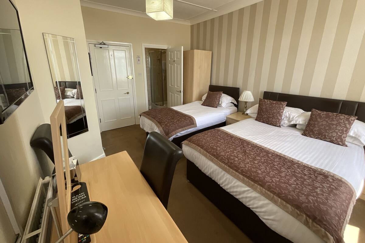 Suite, Ensuite, Sea View (Room Only (No Breakfast))