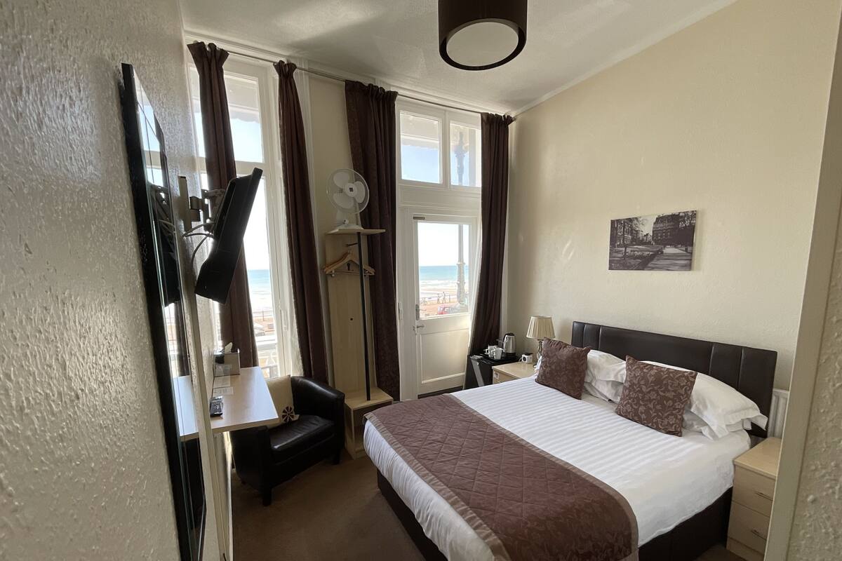 Double Room, Sea View