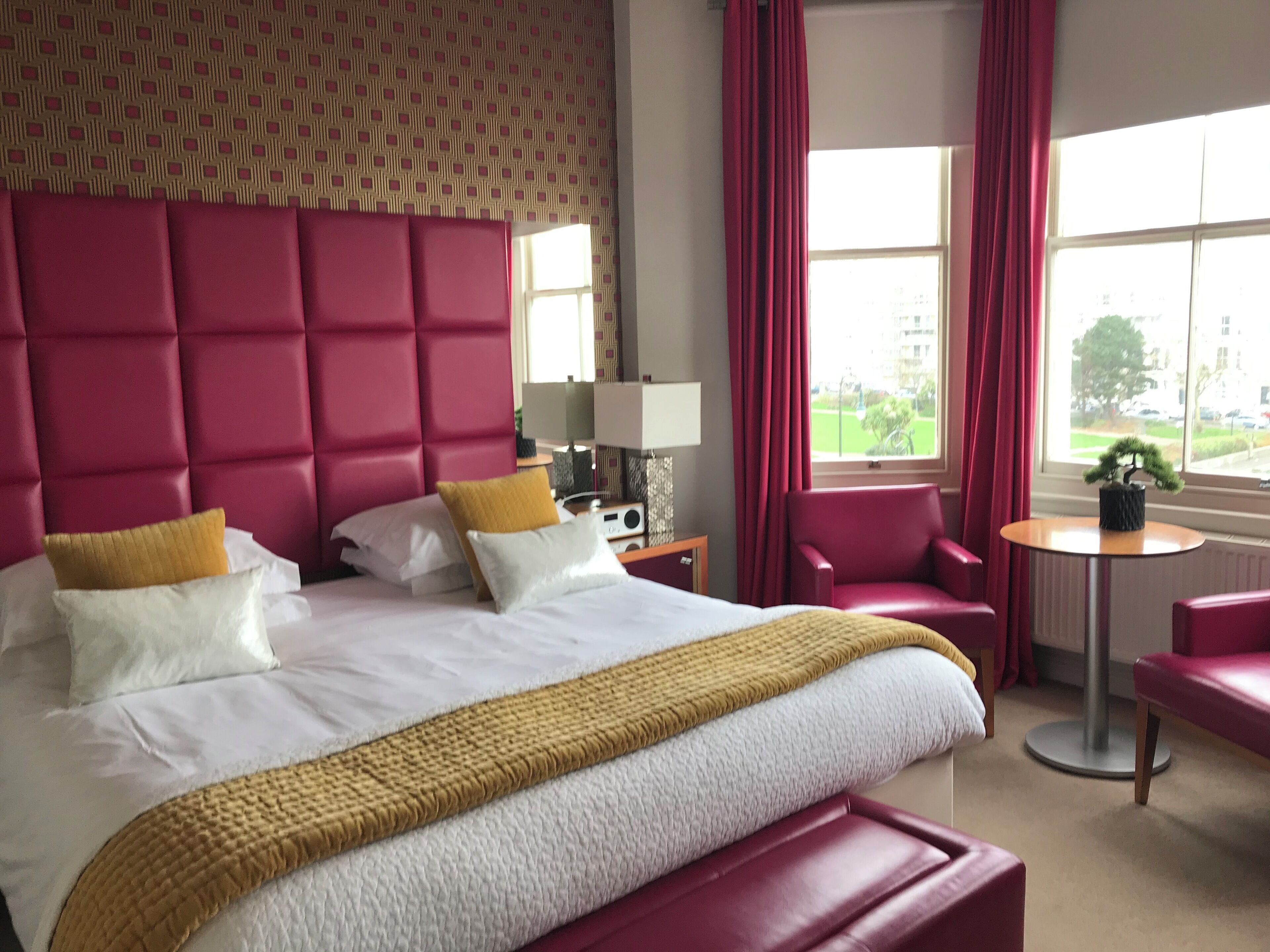 Luxury House | Egyptian cotton sheets, premium bedding, Select Comfort beds, minibar