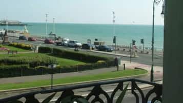 Seaview Room with Super King Bed and Large Walk-In Shower | Terrace/patio