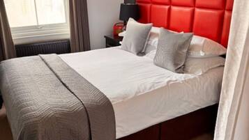 Egyptian cotton sheets, premium bedding, Select Comfort beds, minibar