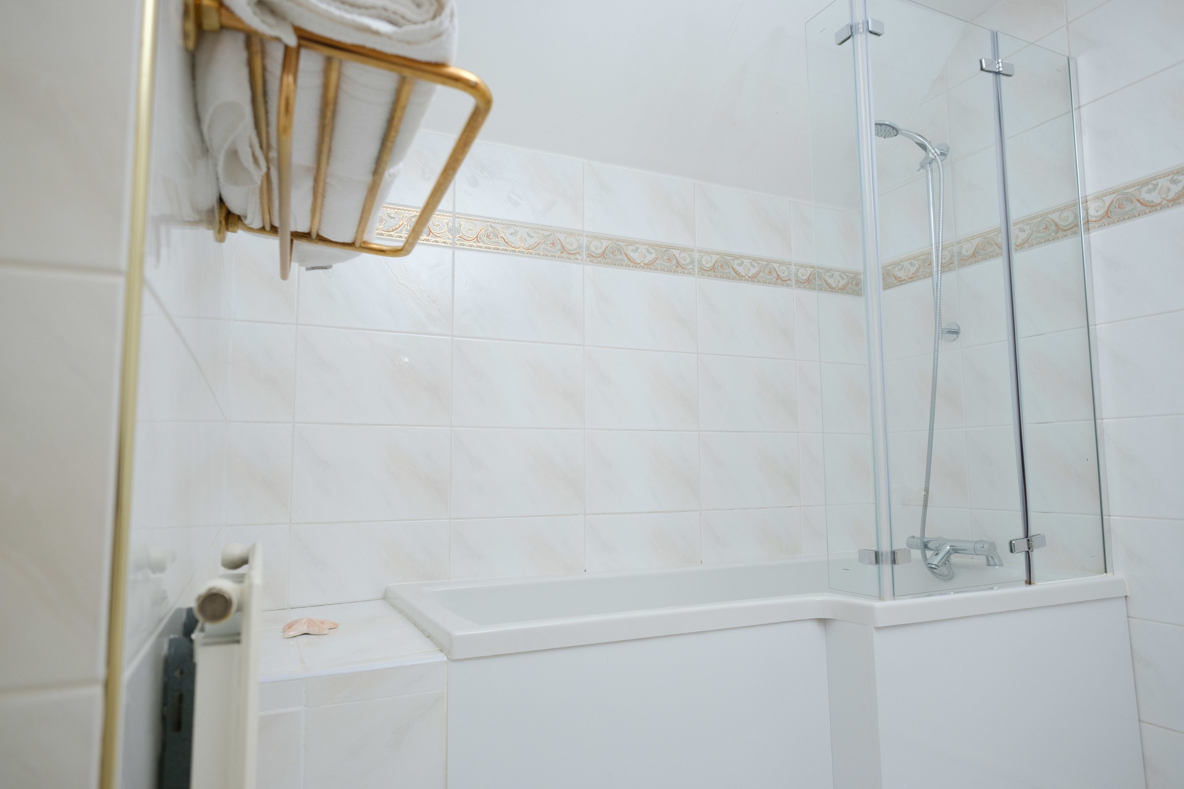 double room | bathroom | combined shower/bathtub, hair dryer, slippers, towels