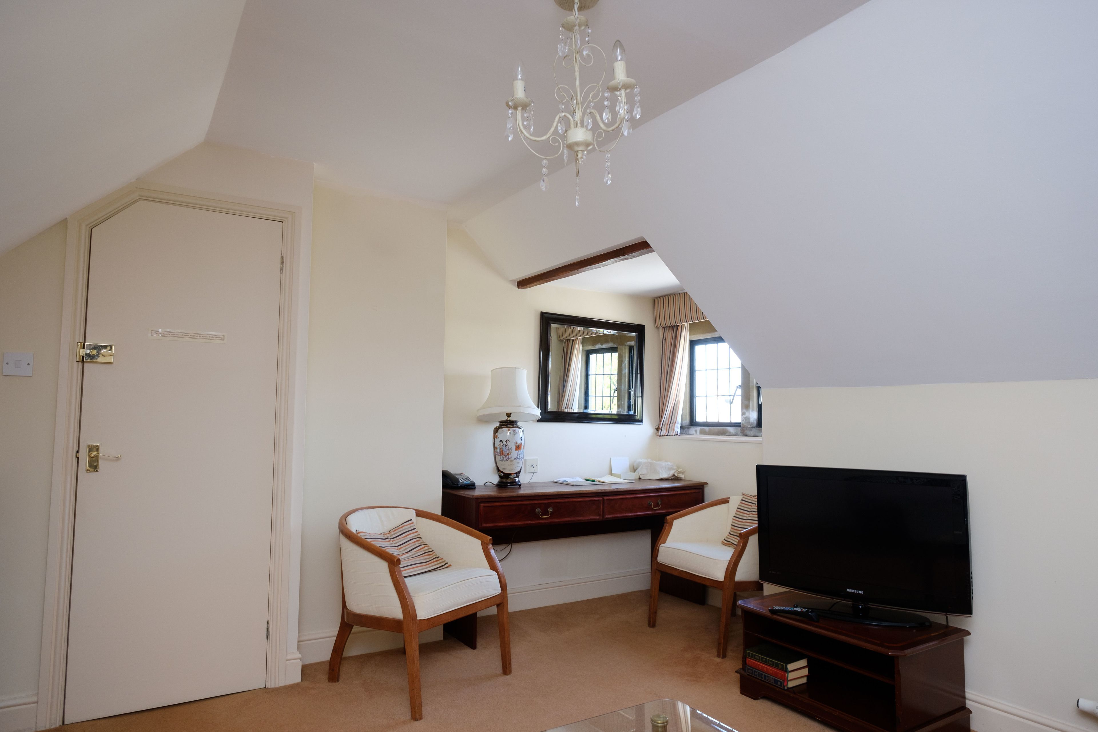 junior suite | premium bedding, desk, iron/ironing board, free wifi