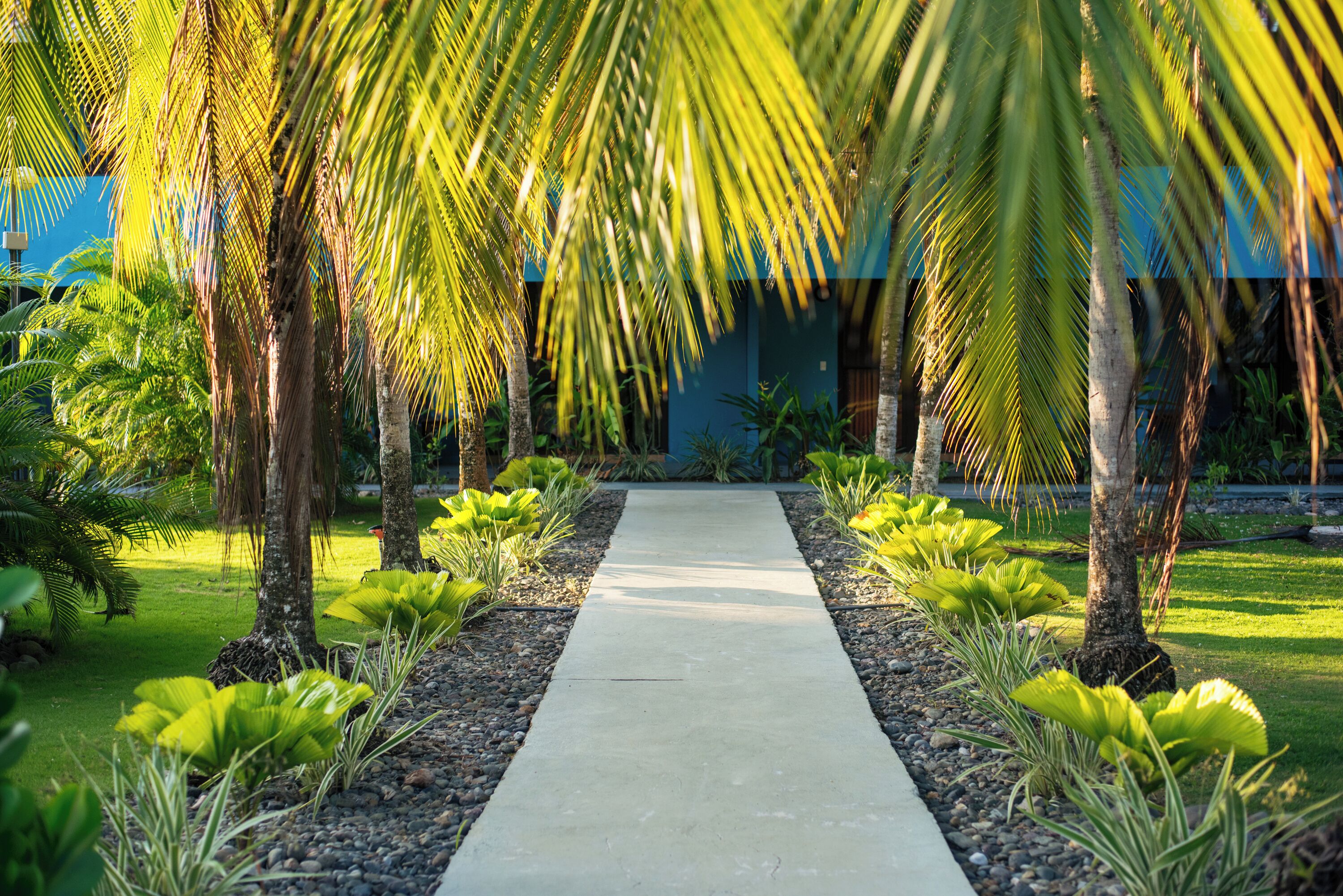 Individually furnished, free WiFi, bed sheets