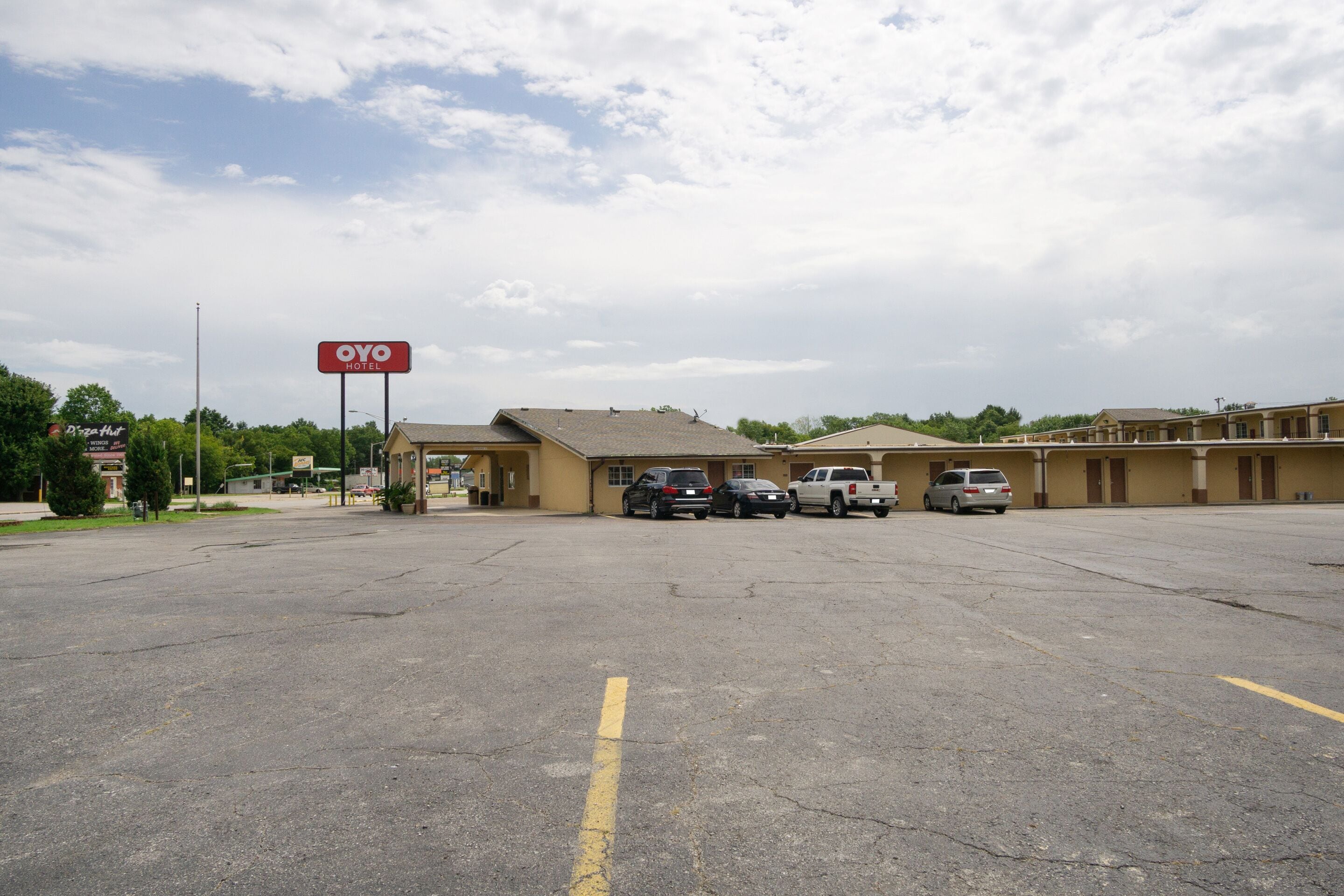 Foto - Woodridge Inn and Suites