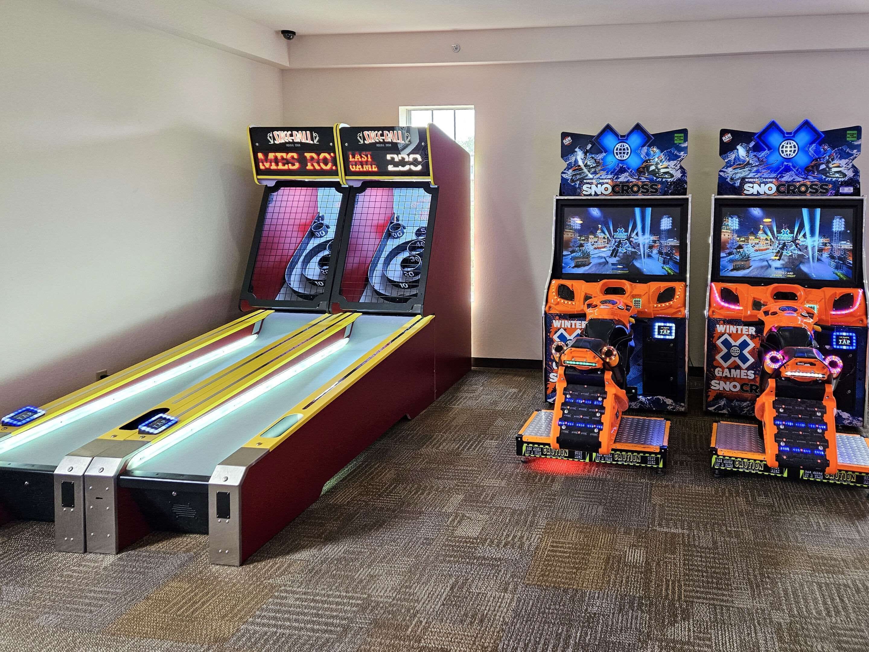大型電玩遊戲室