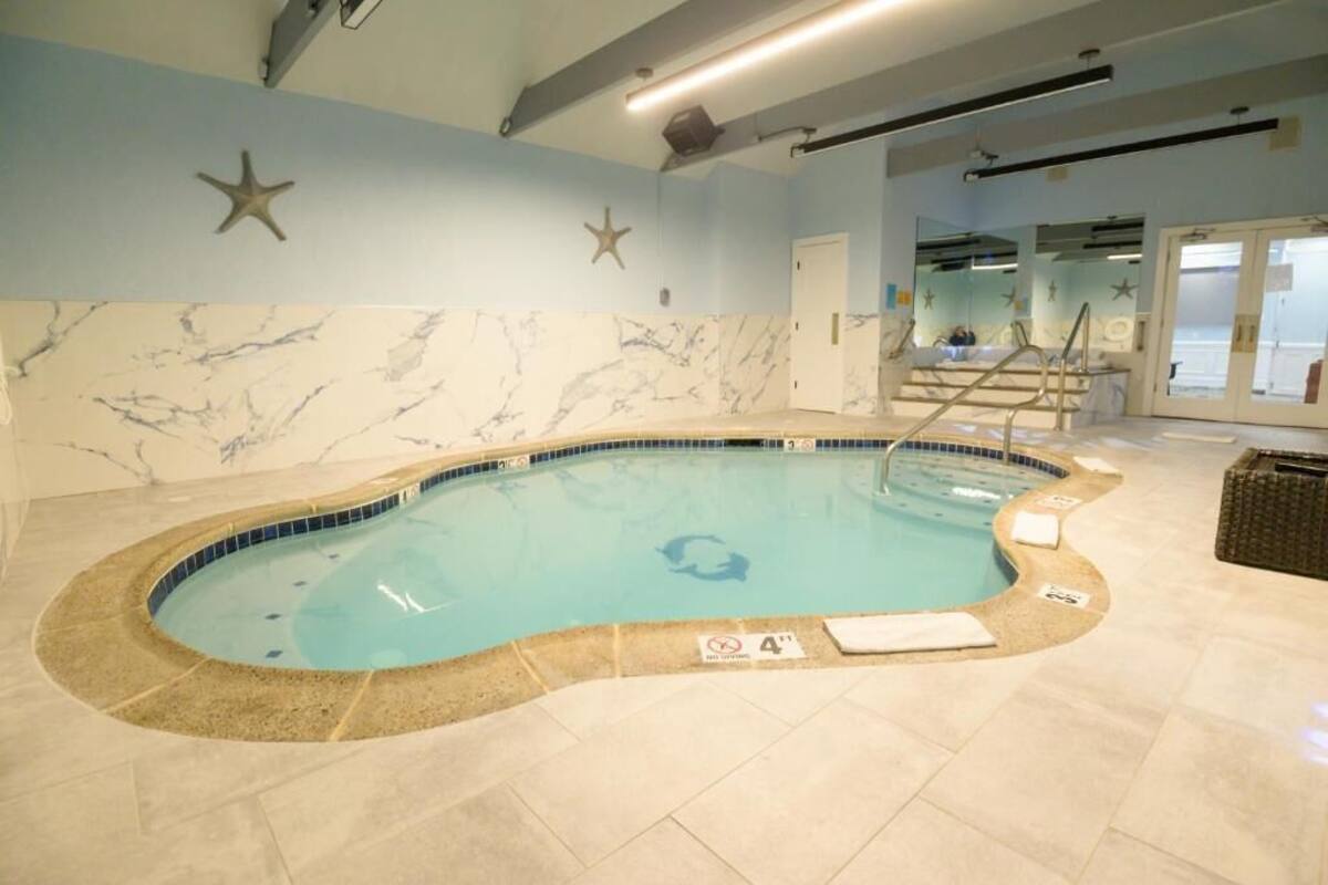 套房, 按摩浴缸 (Private Heated Indoor Swimming) | 客房景觀