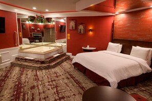 Red Romantic Theme Suite with Round Bed, Jetted Tub & Fireplace | View from room - Inn of the Dove Romantic Suites with Jetted Tub & Fireplace (Bensalem)