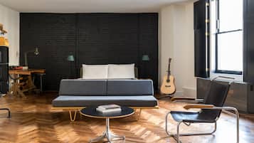 42-inch LCD TV with cable channels, TV