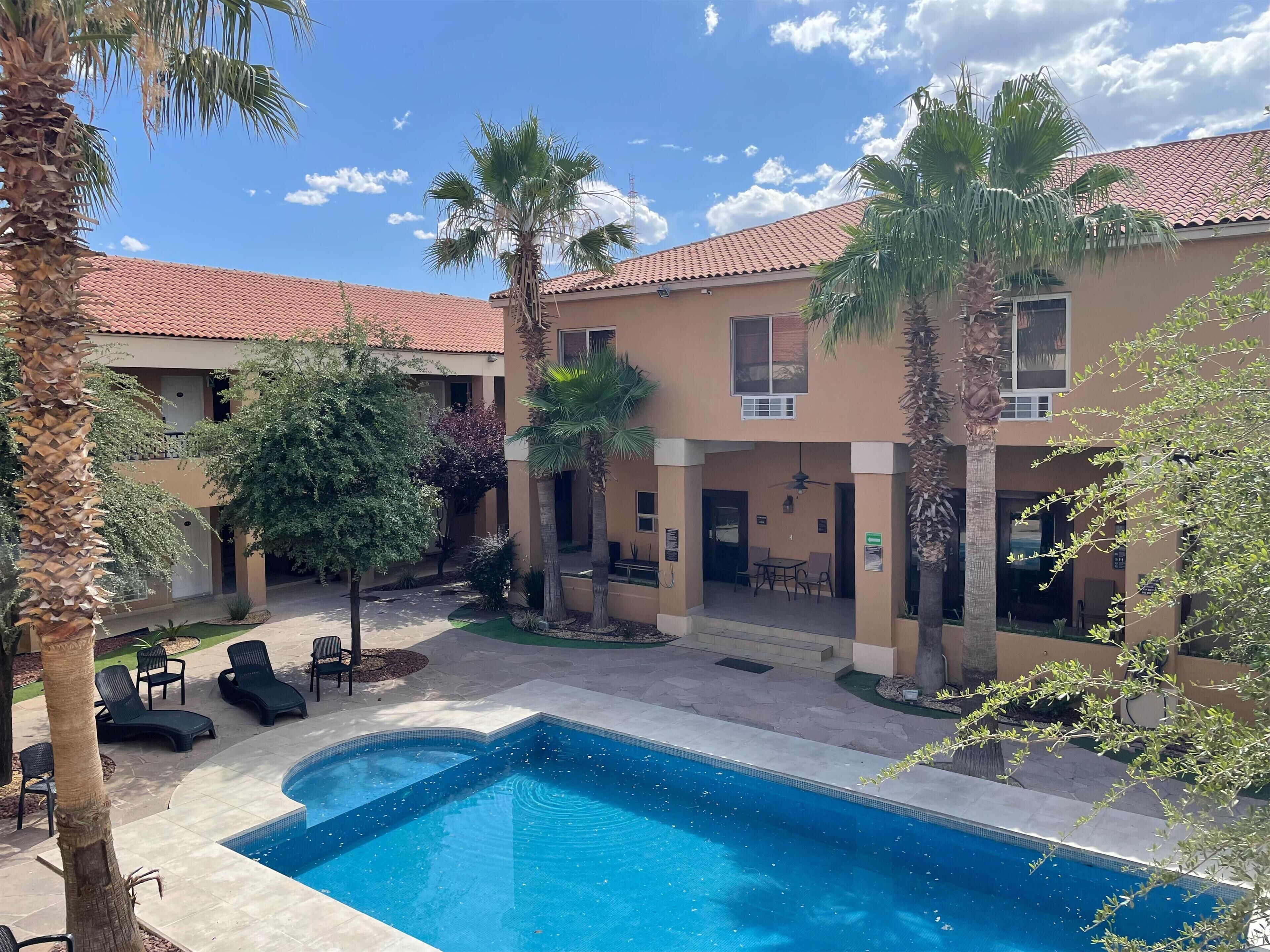 Alberca al aire libre 