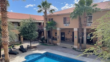 Alberca al aire libre