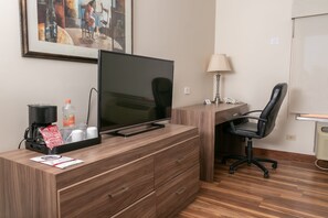 Chambre Exécutive, 1 très grand lit, non-fumeurs | Literie de qualité supérieure, surmatelas