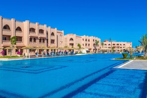 5 outdoor pools, pool loungers - Pickalbatros Aqua Vista Resort - Hurghada (Hurghada)