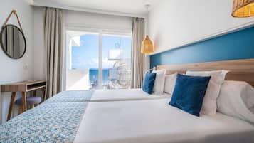 In-room safe, soundproofing, free WiFi, bed sheets