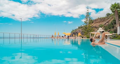 Hotel Orca Praia