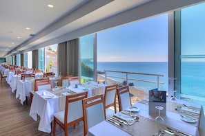 Restaurant - Hotel Orca Praia – Adults Only (Funchal)