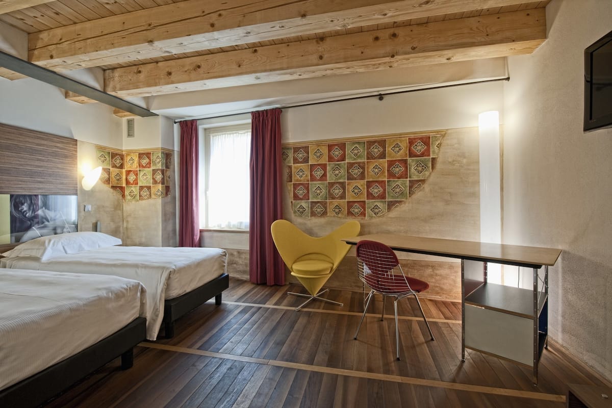 Classic Double Room (no SPA access) | Hypo-allergenic bedding available, down comforters, minibar