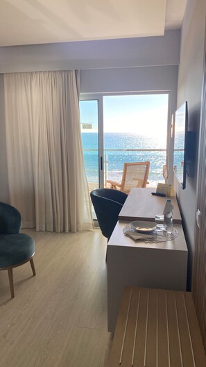 Twin Beach View | Minibar, coffre-fort pour ordinateur portable, accĂšs au Wi-Fi (inclus)