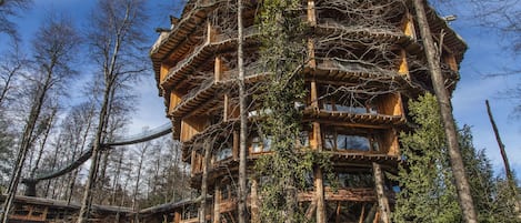 Façade de lâhĂ©bergement