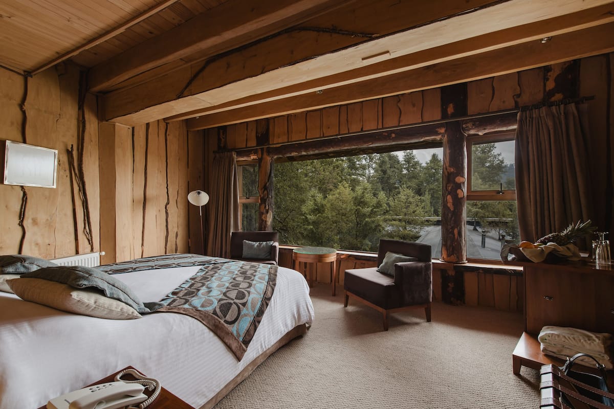 1 bedroom, minibar, in-room safe, internet