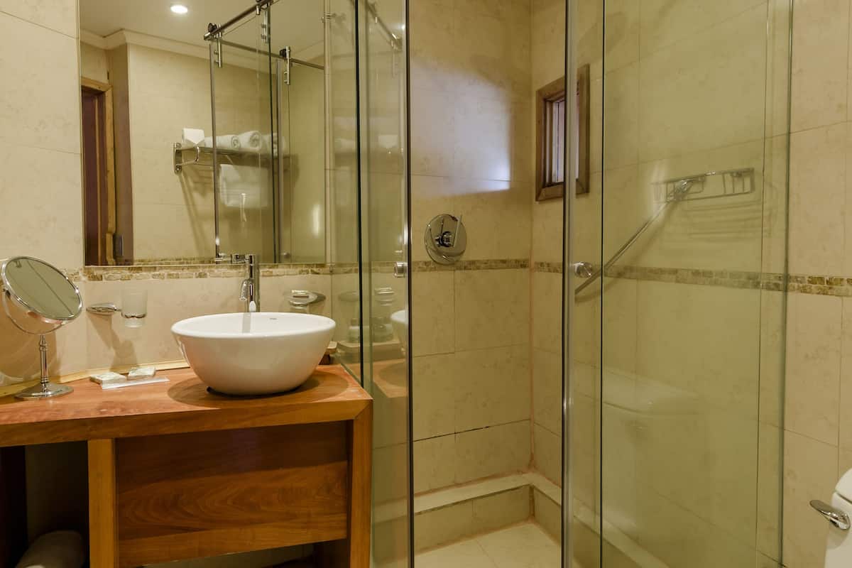 free toiletries, slippers, towels