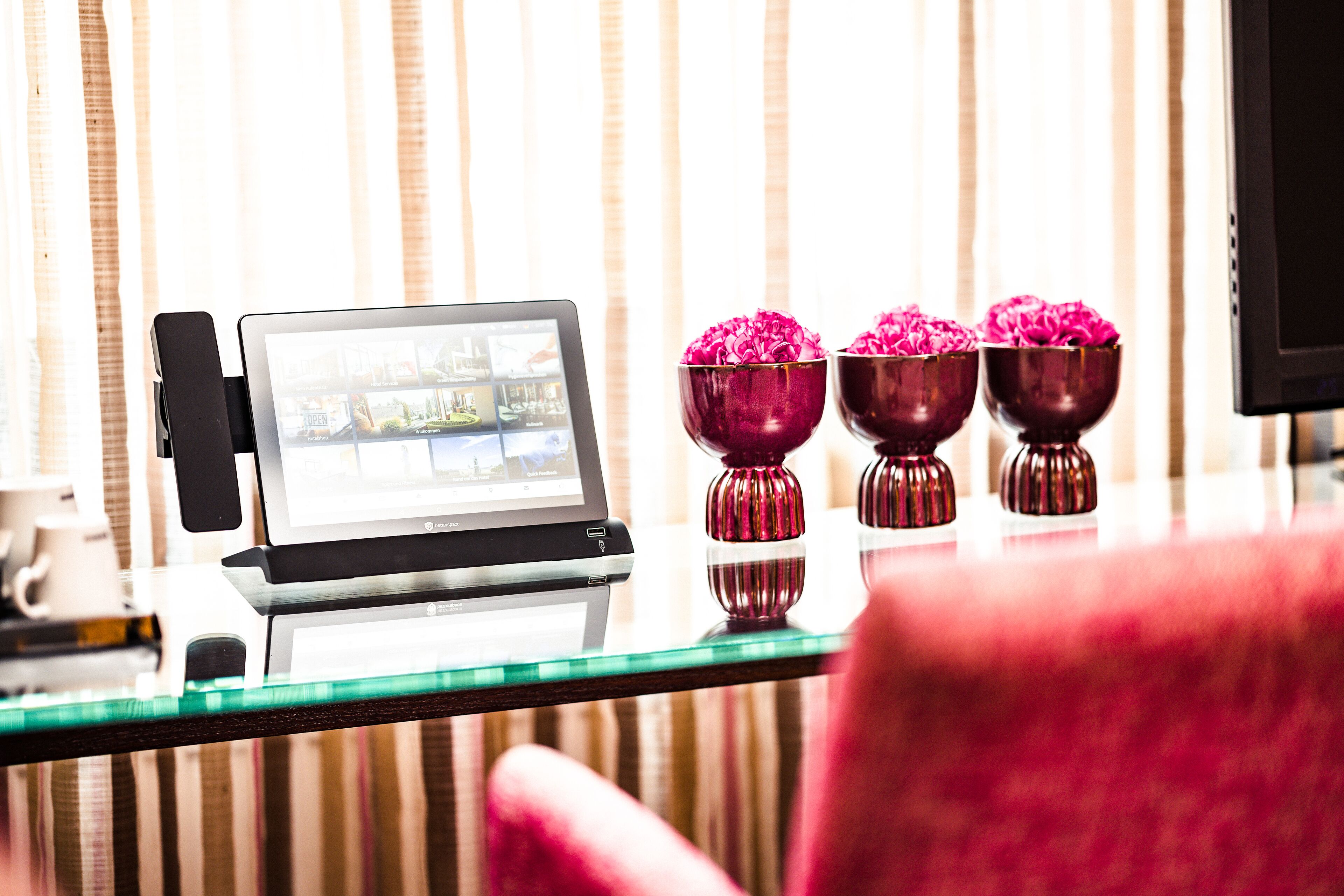 junior suite, 1 bedroom | 1 bedroom, hypo-allergenic bedding, minibar, in-room safe