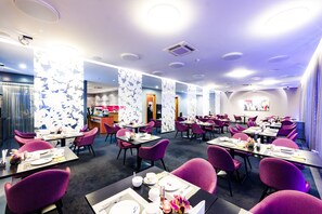 Daily buffet breakfast (EUR 14.00 per person)