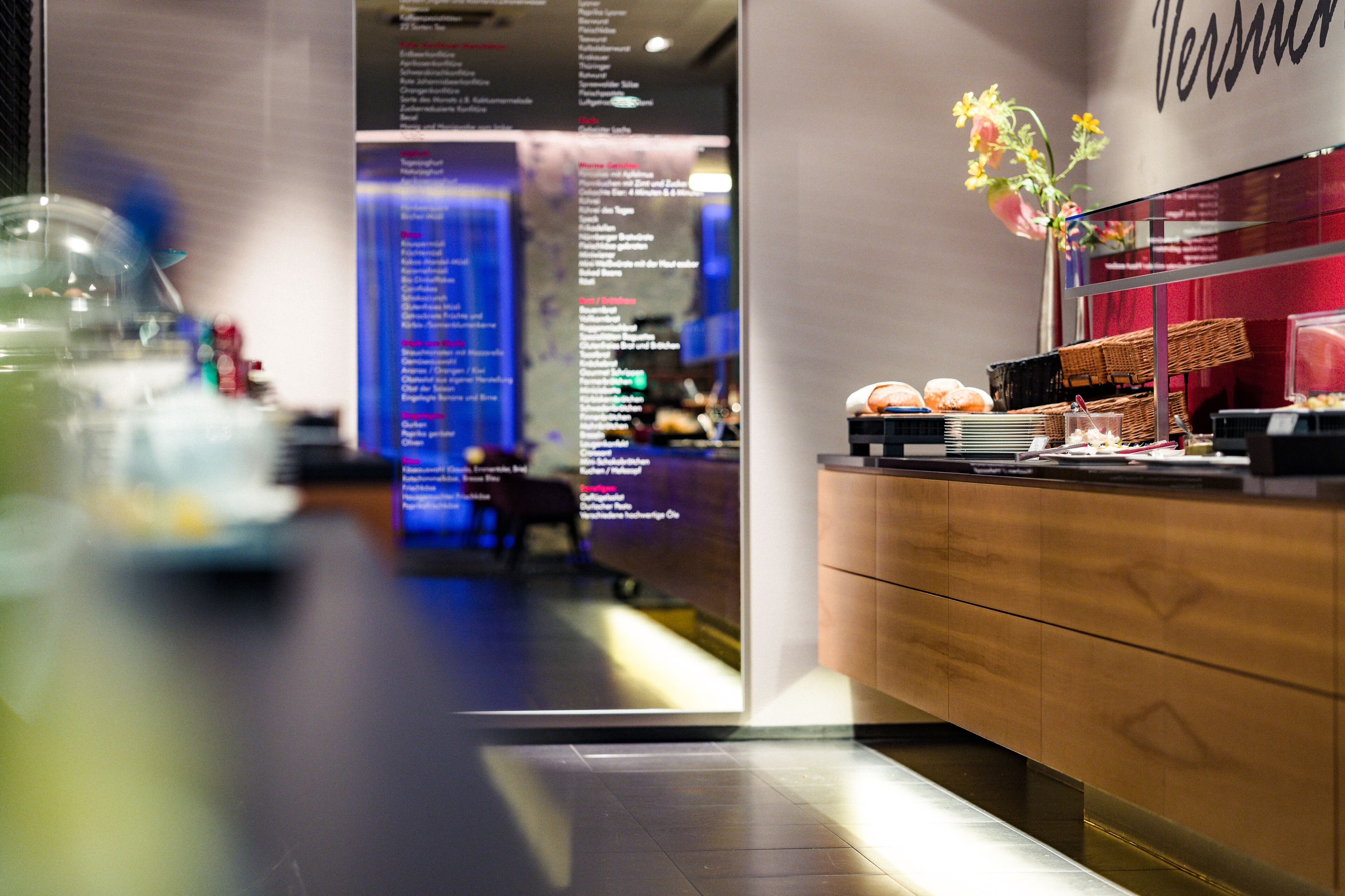 Päivittäinen buffetaamiainen (14.00 EUR per henkilö)